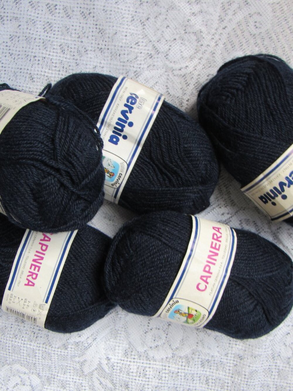 5 balls  Filatura Cervinia Wool 50% , Navy, 50g each, made in Italy